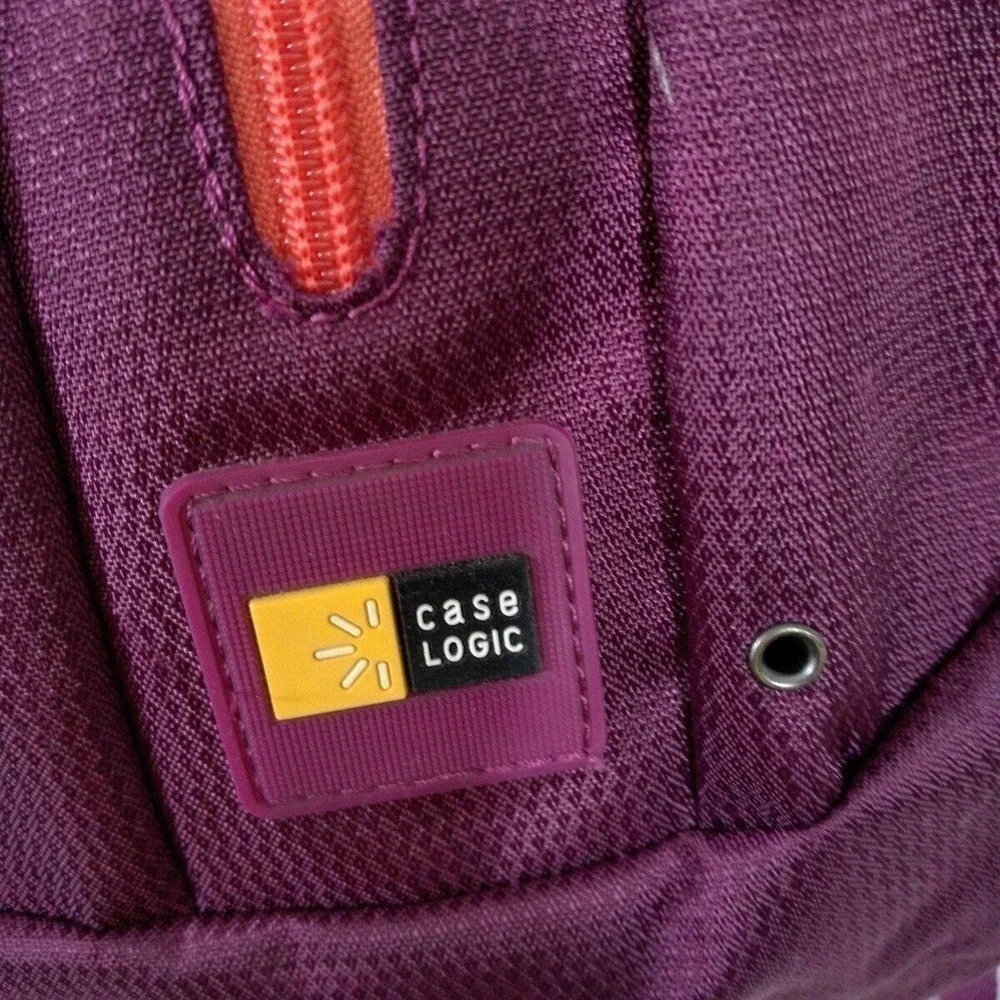 Case Logic Burgundy Backpack Pockets Adjustable Straps Pockets School